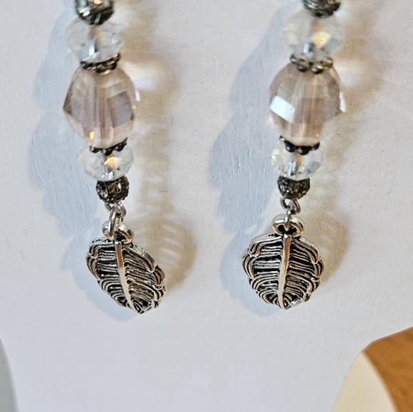 NWT'S - COWGIRL CONFETTI -  Pink Prairie Drop Feather Earrings - Picture 2 of 6